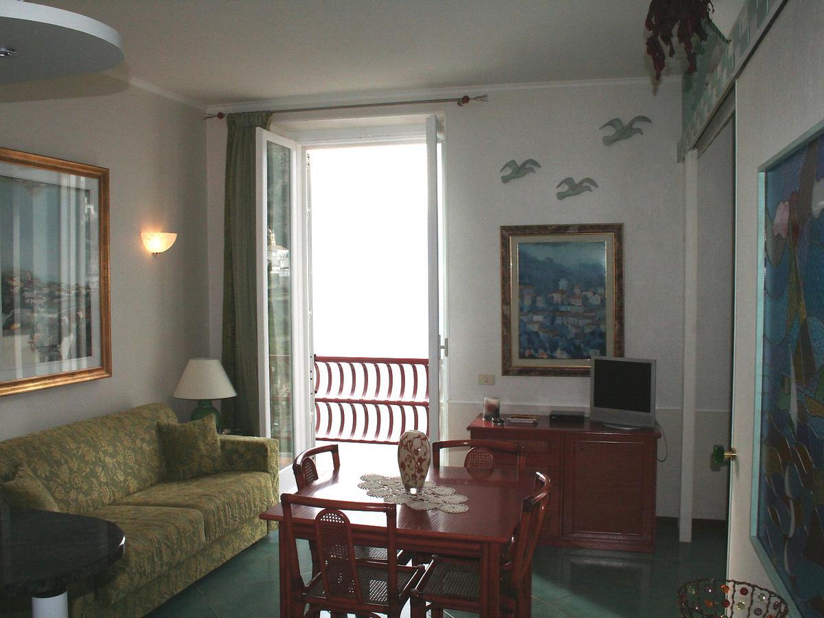 Apartament Locazione Turistica Caleidoscopio Amalfi Zewnętrze zdjęcie